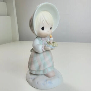 December Precious Moment Figurine Vintage 1988 NEW in Original Box
